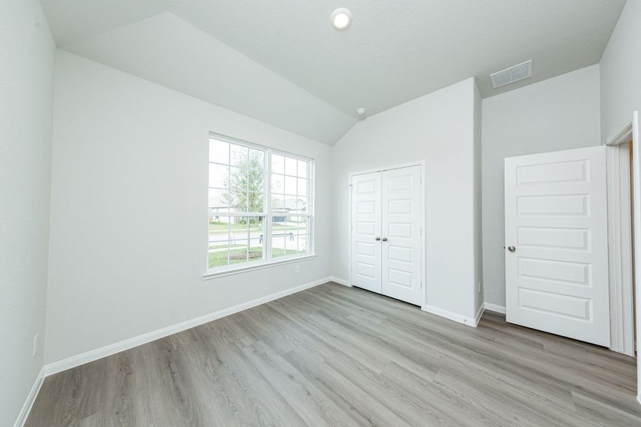 Photos are a representation of the floor plan. Options and interior selections will vary. Photos are a representation of the floor plan. Options and interior selections will vary.