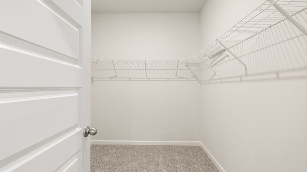 Representative unfurnished interior of a home built from the CALI Express by D.R. Horton in Teamon Pointe, Griffin (Image 22).