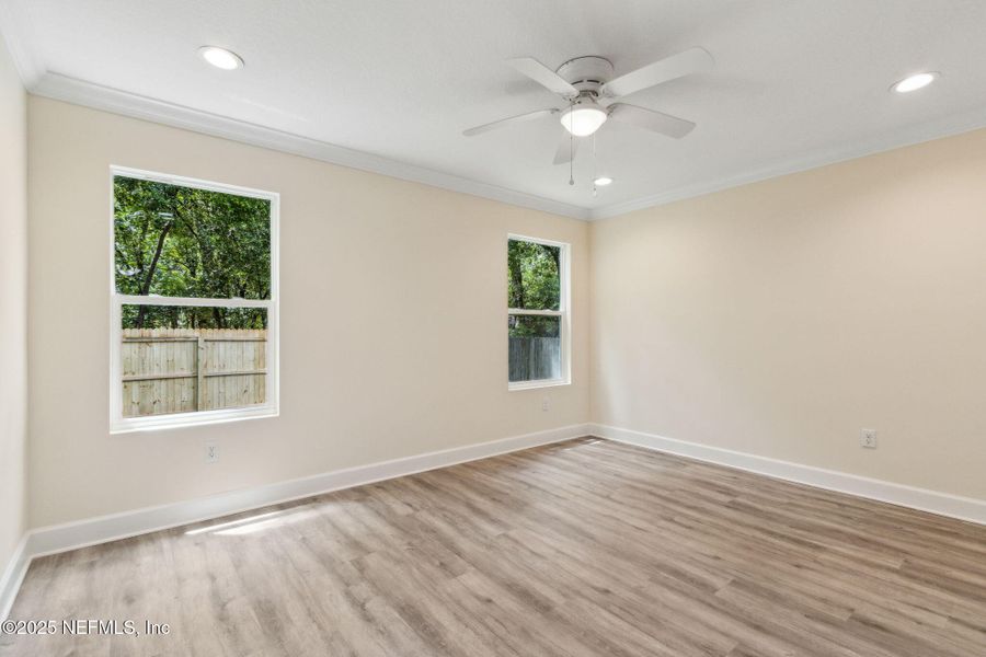 Spacious, unfurnished interior of a new home in , Jacksonville (Image 16).