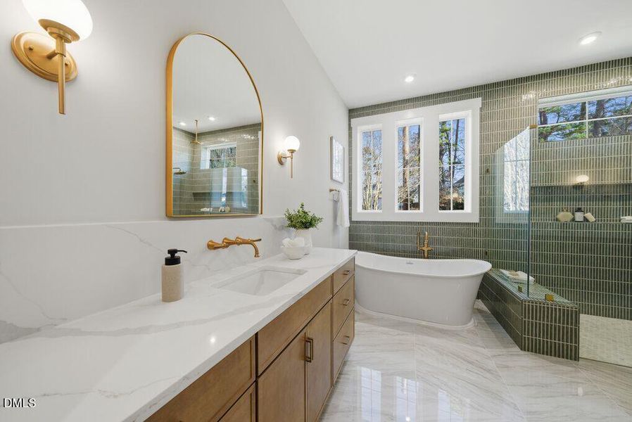 Low_Resolution_JPG-RGA-0409-00_Ballentin