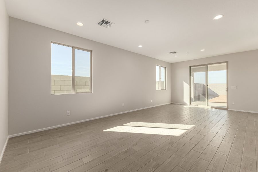 Spacious, unfurnished interior of a new home in Elara at Moonlight, Maricopa (Image 8).