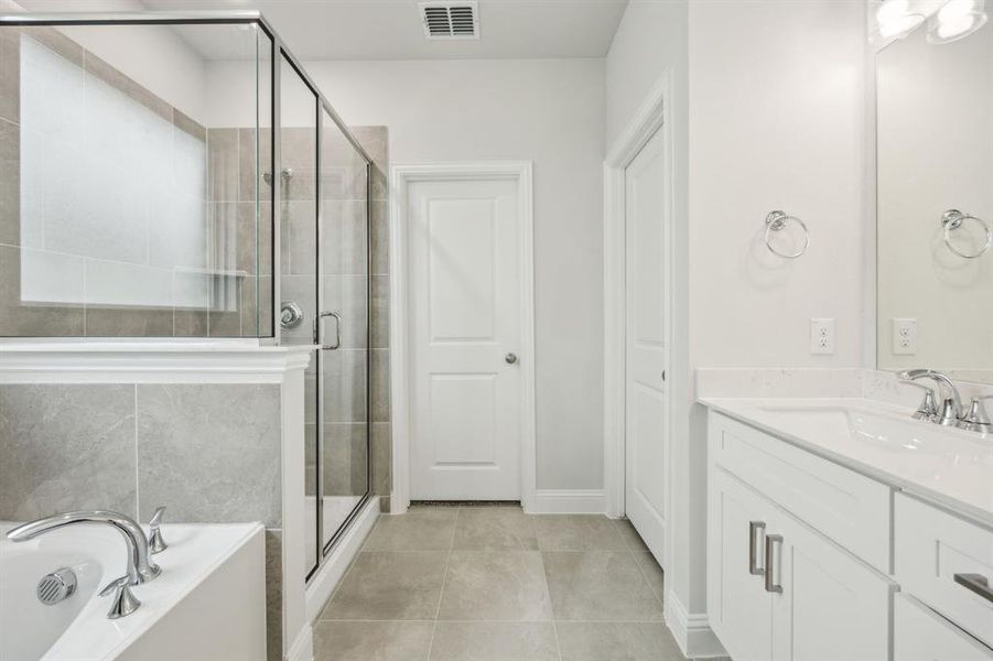 Furnished interior view inside a new home in Bellagio, Forney (Image 5).