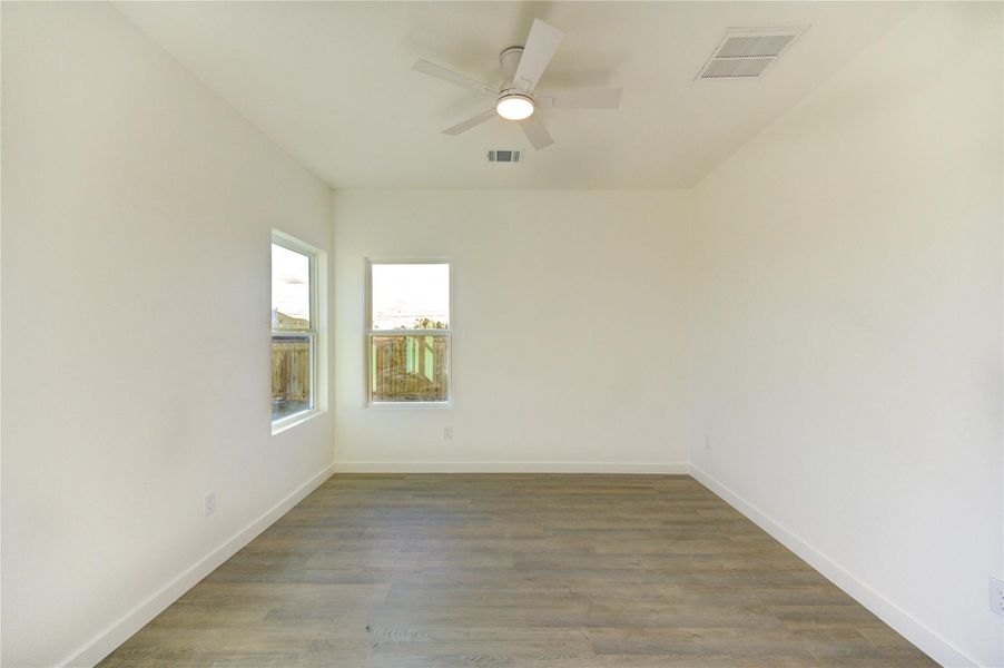 Spacious, unfurnished interior of a new home in , Cleveland (Image 20).