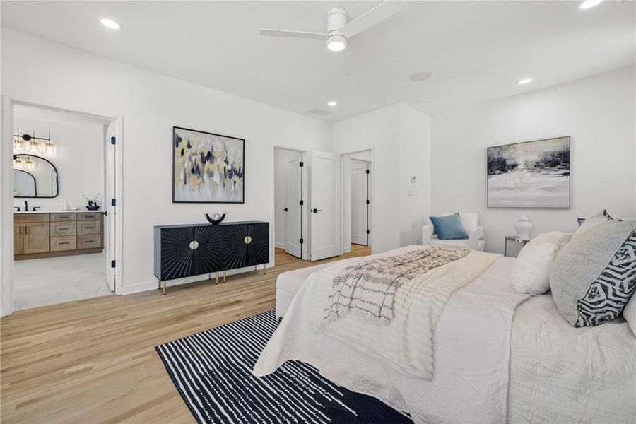 Furnished interior view inside a new home in , Atlanta (Image 35). Furnished interior view inside a new home in , Atlanta (Image 35).