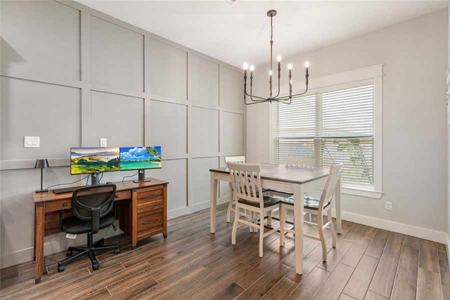 Furnished interior view inside a new home in , Bryan (Image 4).