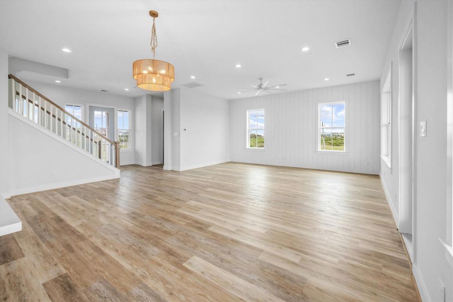 Spacious, unfurnished interior of a new home in , Galveston (Image 23).