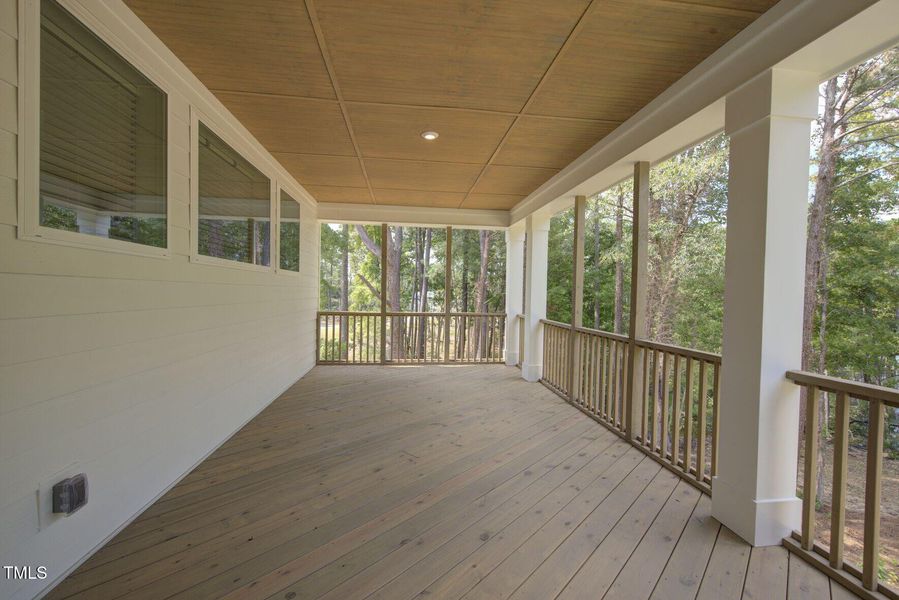 Low_Resolution_JPG-RAW_WYNP-0019-00_Chan Low_Resolution_JPG-RAW_WYNP-0019-00_Chan