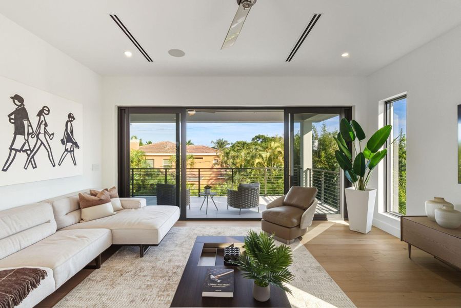 Furnished interior view inside a new home in , Boca Raton (Image 9).
