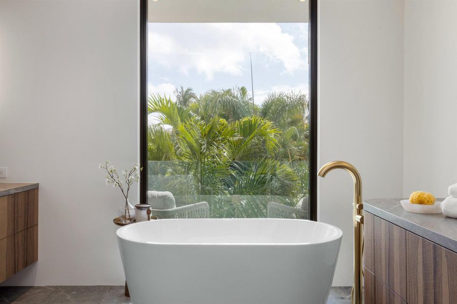 Primar Bathroom