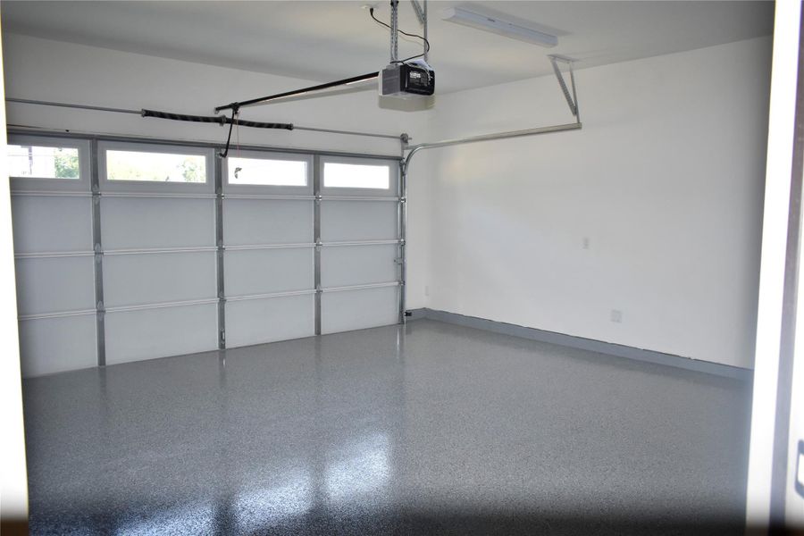 Image 33 of a home in .