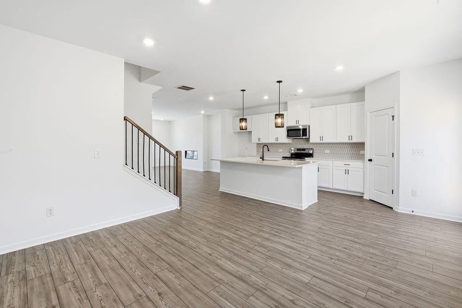 Image 36 of a home in Auburn Glen.