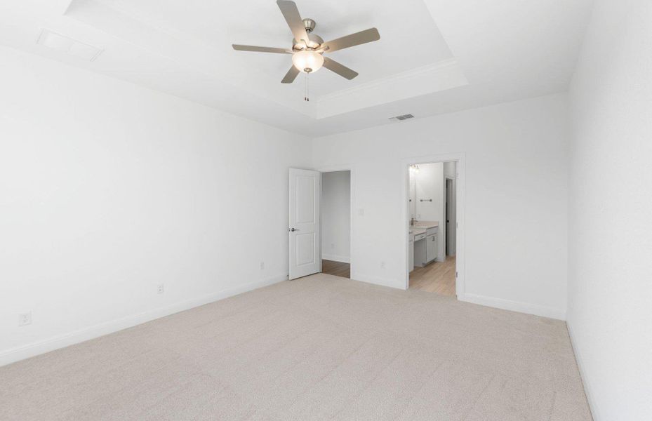 Spacious, unfurnished interior of a new home in Saddleback at Santa Rita Ranch, Liberty Hill (Image 17). Spacious, unfurnished interior of a new home in Saddleback at Santa Rita Ranch, Liberty Hill (Image 17).