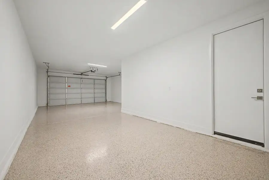 Spacious, unfurnished interior of a new home in Windstone Ranch North, Surprise (Image 12). Spacious, unfurnished interior of a new home in Windstone Ranch North, Surprise (Image 12).