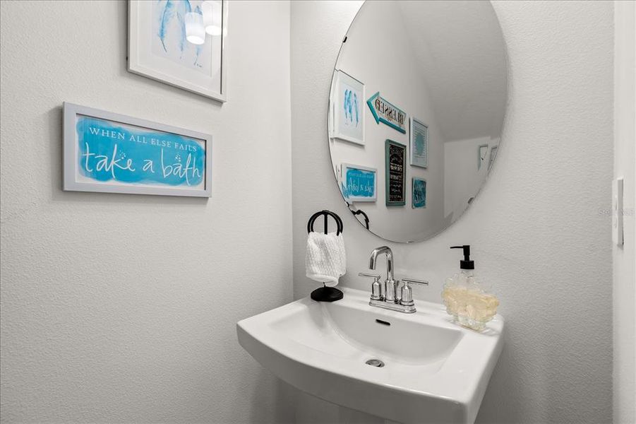 Furnished interior view inside a new home in , Winter Garden (Image 13).