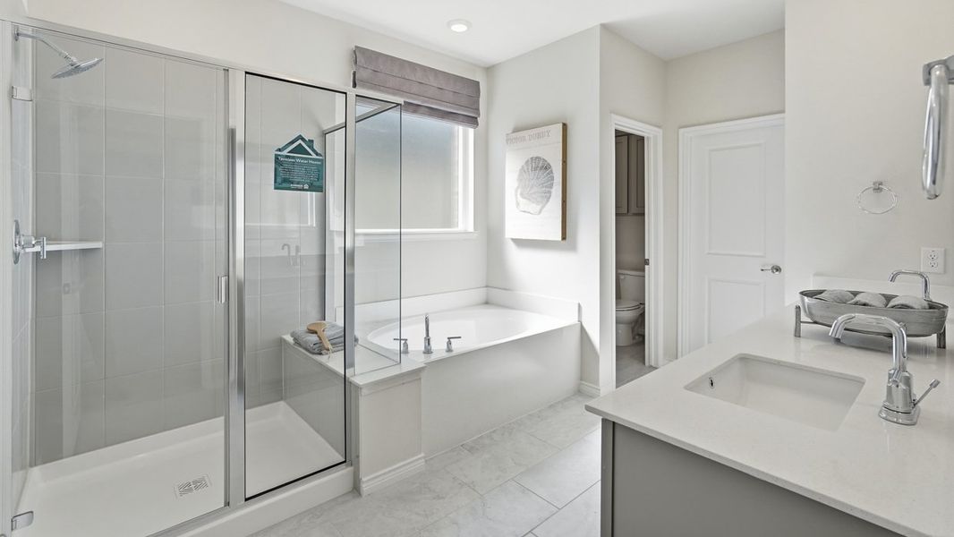 Furnished interior view inside a new home in Lakewood Trails, Forney (Image 17). Furnished interior view inside a new home in Lakewood Trails, Forney (Image 17).