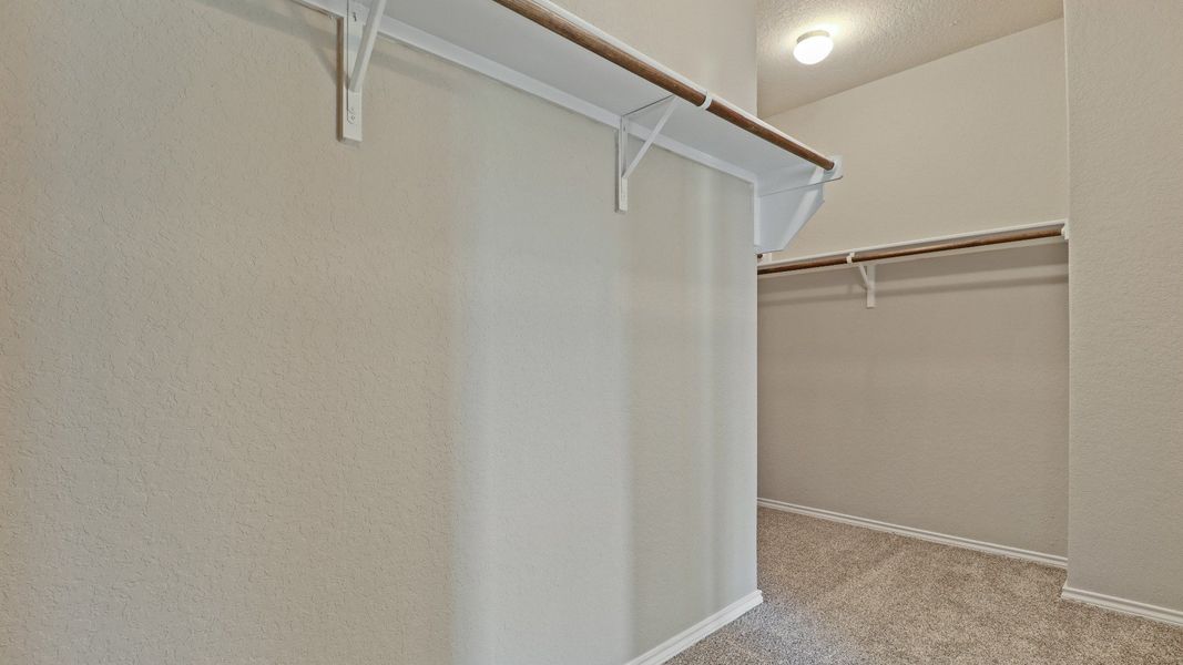 Spacious, unfurnished interior of a new home in Somerset Trails, San Antonio (Image 22). Spacious, unfurnished interior of a new home in Somerset Trails, San Antonio (Image 22).