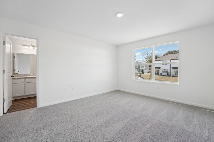 Representative unfurnished interior of a home built from the Pulsar by Starlight Homes in Aster Towns, Summerville (Image 19).