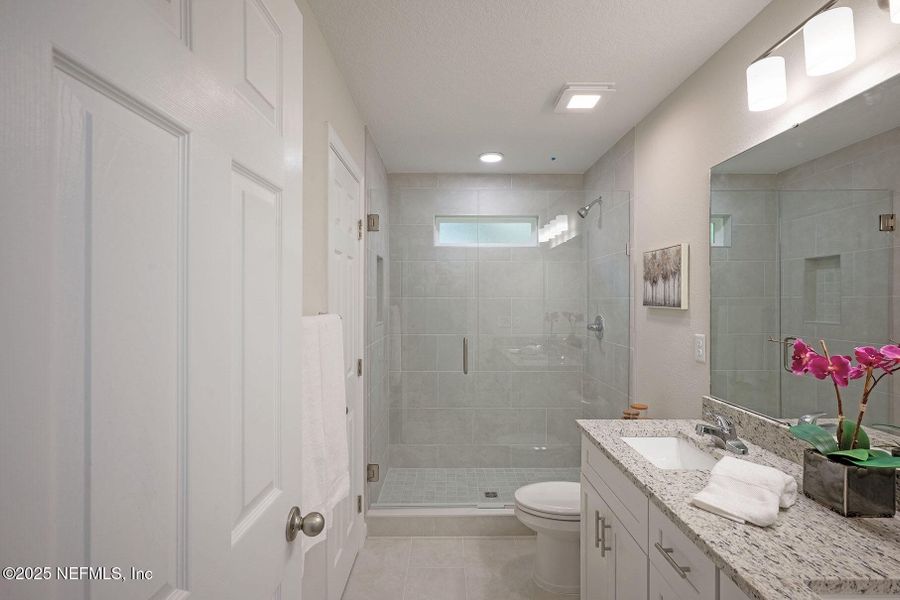 Image 33 of a home in .