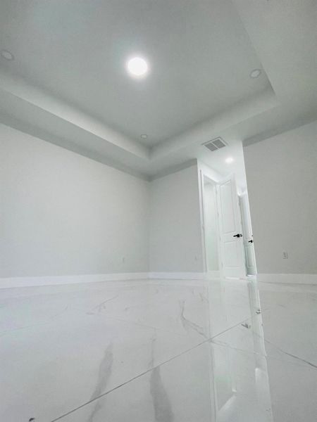 Spacious, unfurnished interior of a new home in , Lehigh Acres (Image 14). Spacious, unfurnished interior of a new home in , Lehigh Acres (Image 14).