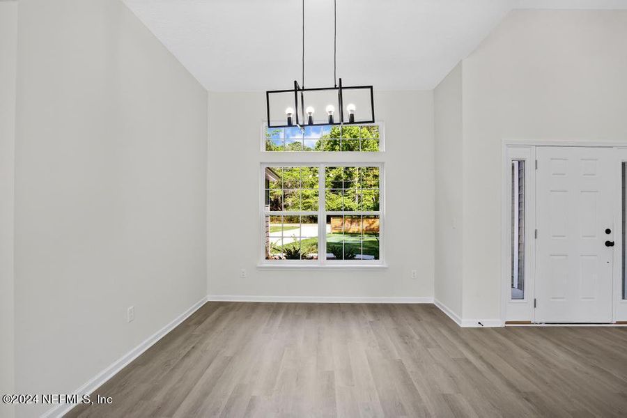 Spacious, unfurnished interior of a new home in , Jacksonville (Image 29).