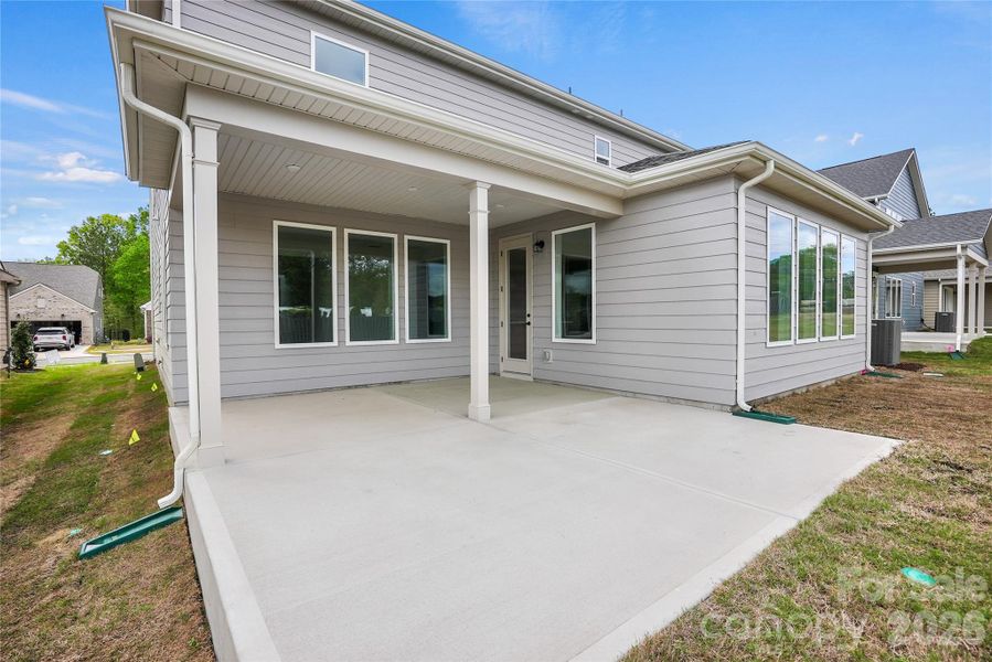 Exterior details and patio area of a home in Parkside Crossing, Charlotte (Image 28).