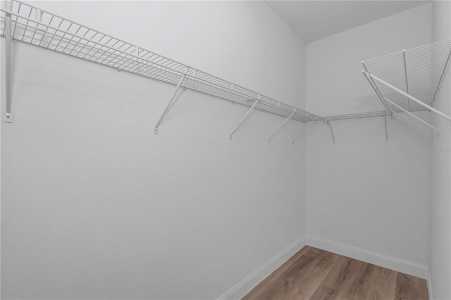 Spacious, unfurnished interior of a new home in , Citrus Springs (Image 28).