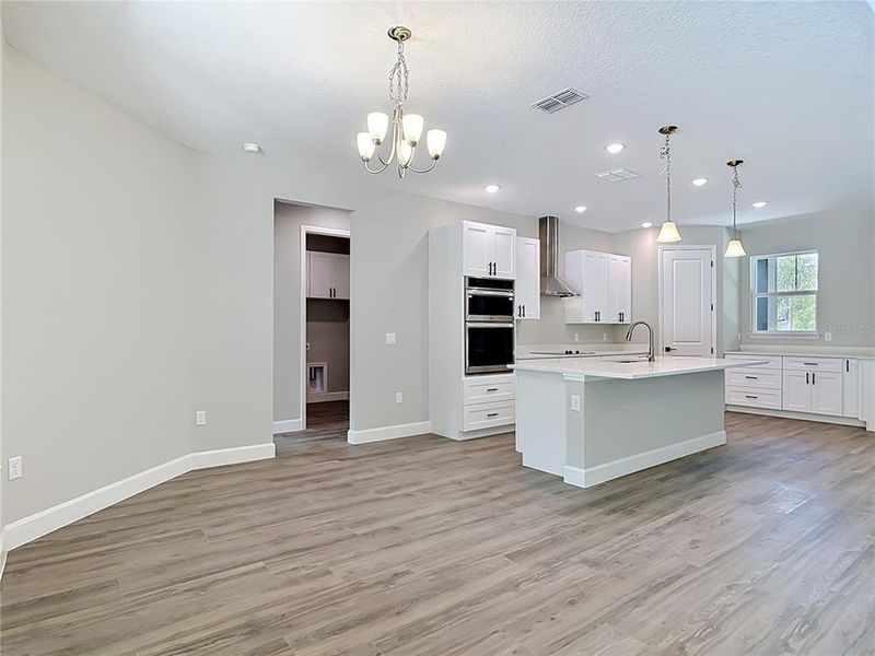 Image 50 of a home in .