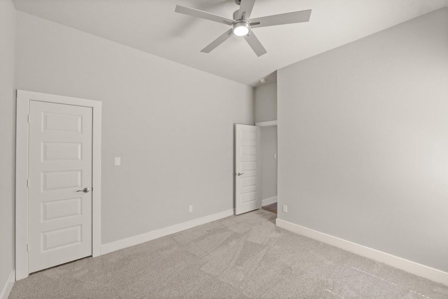 Spacious, unfurnished interior of a new home in Briarwood Crossing, Rosenberg (Image 25). Spacious, unfurnished interior of a new home in Briarwood Crossing, Rosenberg (Image 25).