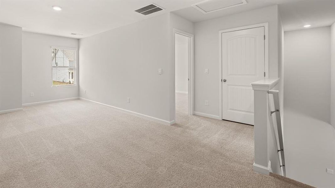 Spacious, unfurnished interior of a new home in Braselton Village, Braselton (Image 30). Spacious, unfurnished interior of a new home in Braselton Village, Braselton (Image 30).