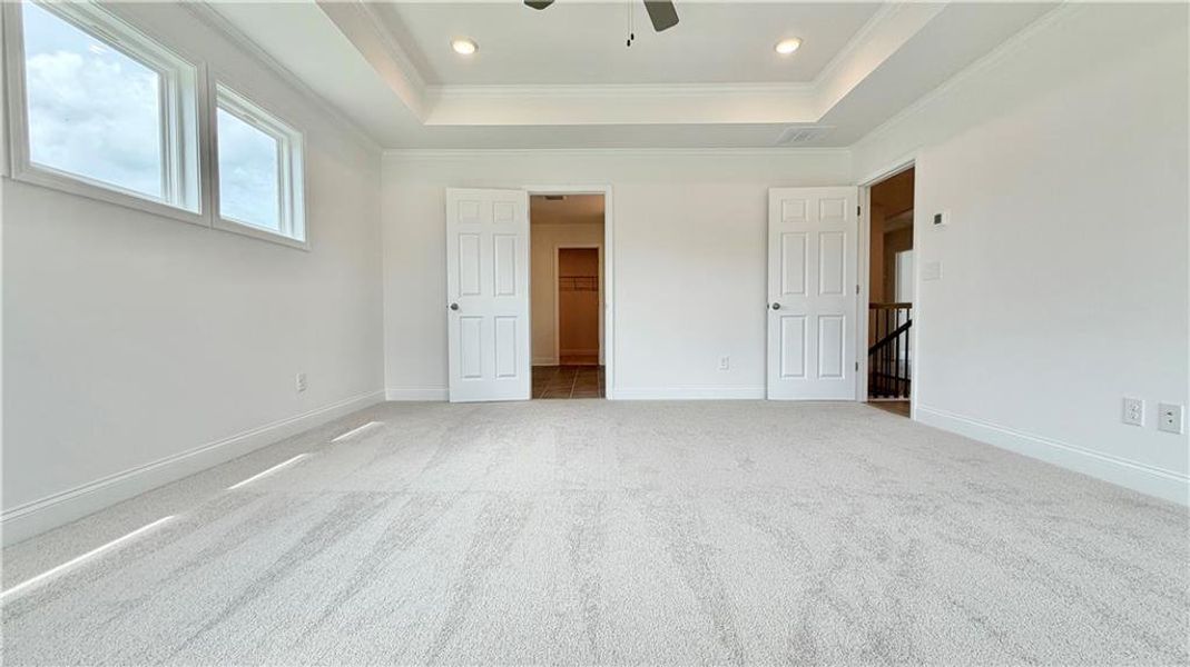 Spacious, unfurnished interior of a new home in Wehunt Meadows, Hoschton (Image 24).