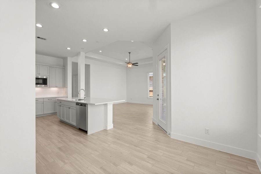 Image 33 of a home in Elyson.