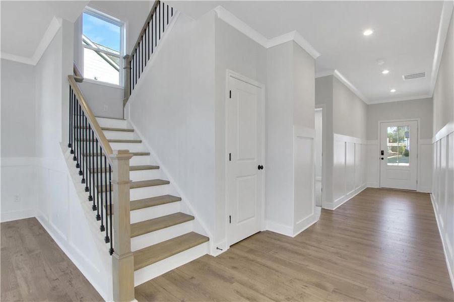 Spacious, unfurnished interior of a new home in Hillside Manor, Powder Springs (Image 36). Spacious, unfurnished interior of a new home in Hillside Manor, Powder Springs (Image 36).