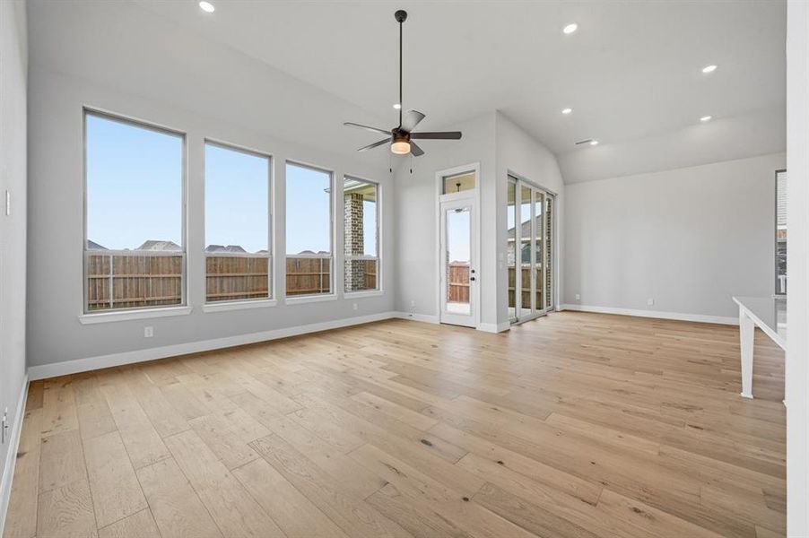 Spacious, unfurnished interior of a new home in Sandbrock Ranch: 60ft. lots, Aubrey (Image 21). Spacious, unfurnished interior of a new home in Sandbrock Ranch: 60ft. lots, Aubrey (Image 21).