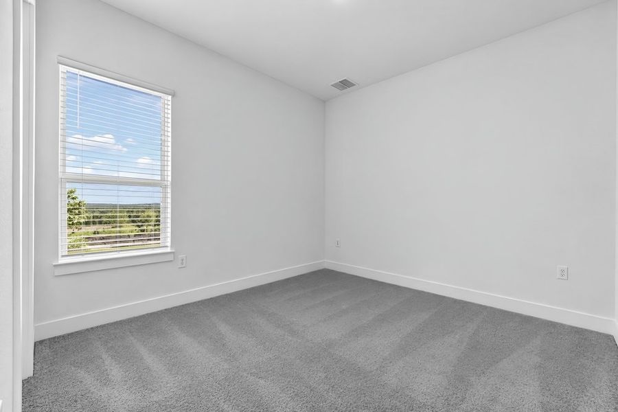 Spacious, unfurnished interior of a new home in Silverleaf, Cedar Creek (Image 29). Spacious, unfurnished interior of a new home in Silverleaf, Cedar Creek (Image 29).