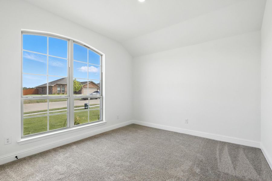 Representative unfurnished interior of a home built from the Iverson I by Cheldan Homes in Pitcock Addition, Graham (Image 71).