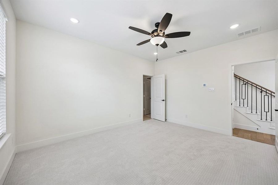 Spacious, unfurnished interior of a new home in Fields - East Village, Frisco (Image 18).