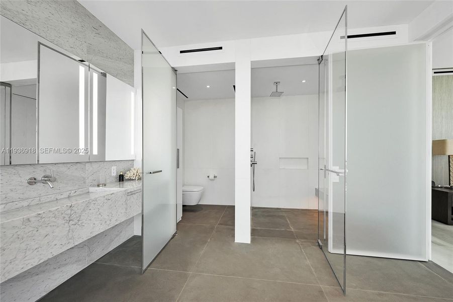 Furnished interior view inside a new home in , Hallandale Beach (Image 37).