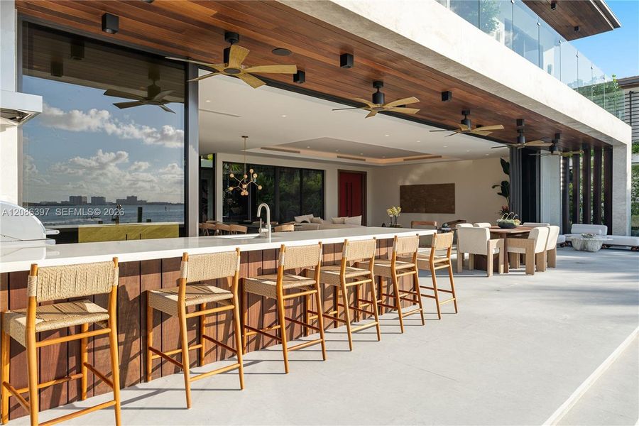 Community amenities in , Miami Beach (Image 35).