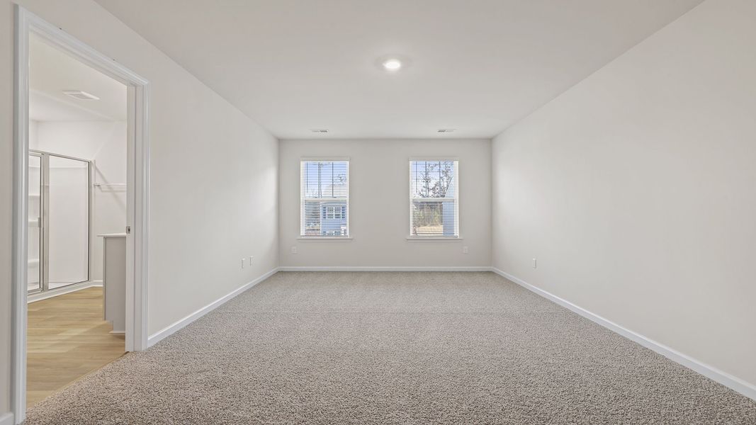 Spacious, unfurnished interior of a new home in Bentley Park, Greenwood (Image 28). Spacious, unfurnished interior of a new home in Bentley Park, Greenwood (Image 28).