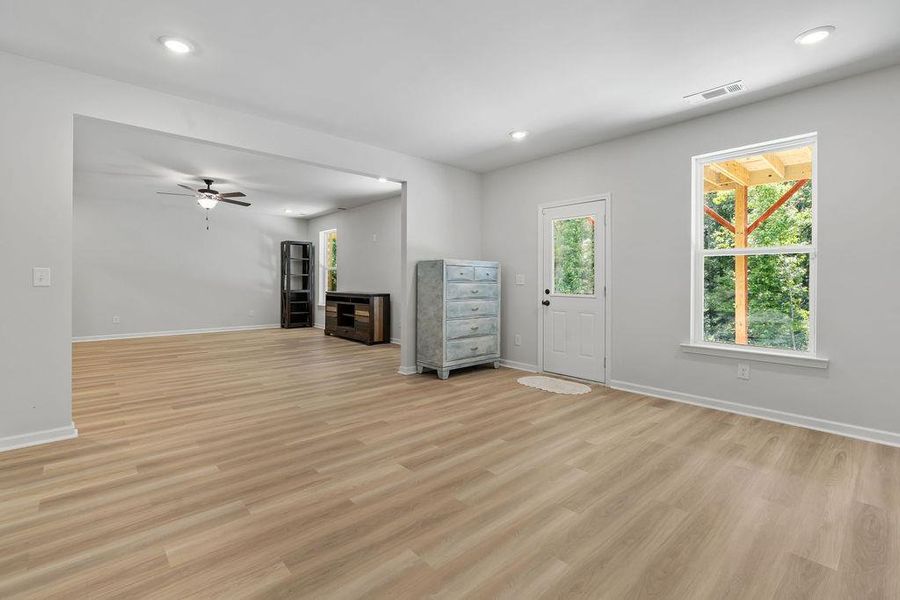 Spacious, unfurnished interior of a new home in Trinity Park, McDonough (Image 54). Spacious, unfurnished interior of a new home in Trinity Park, McDonough (Image 54).
