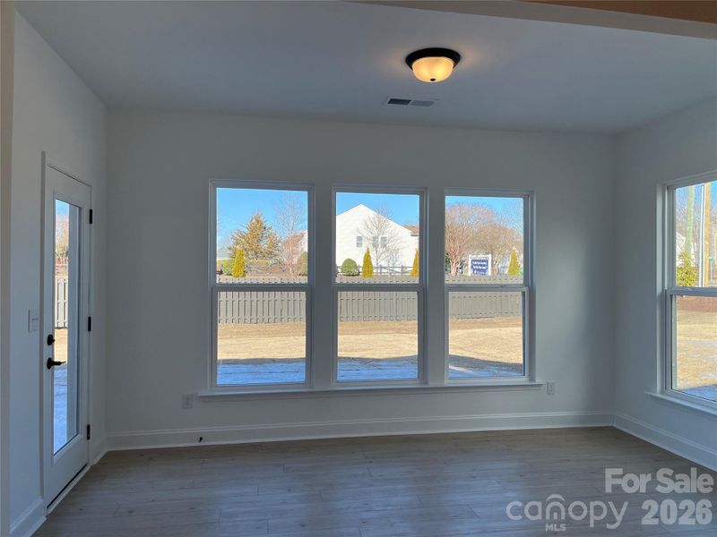 Spacious, unfurnished interior of a new home in Parkside Crossing, Charlotte (Image 12).