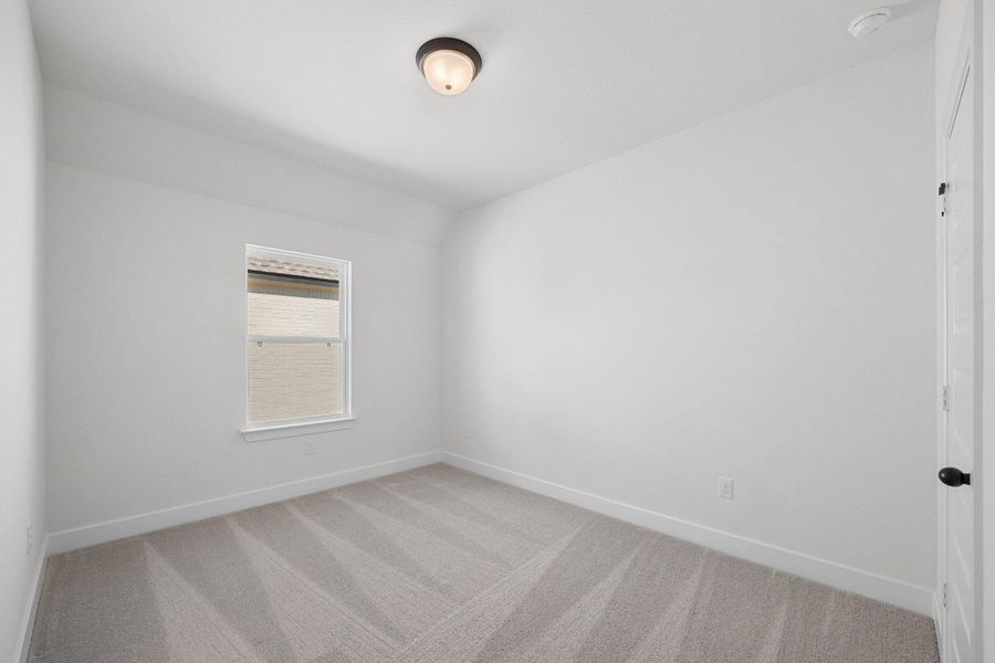 Spacious, unfurnished interior of a new home in Nolina, Georgetown (Image 33).