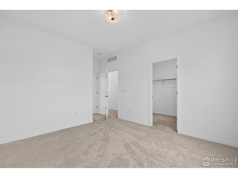 Spacious, unfurnished interior of a new home in , Louisville (Image 40).