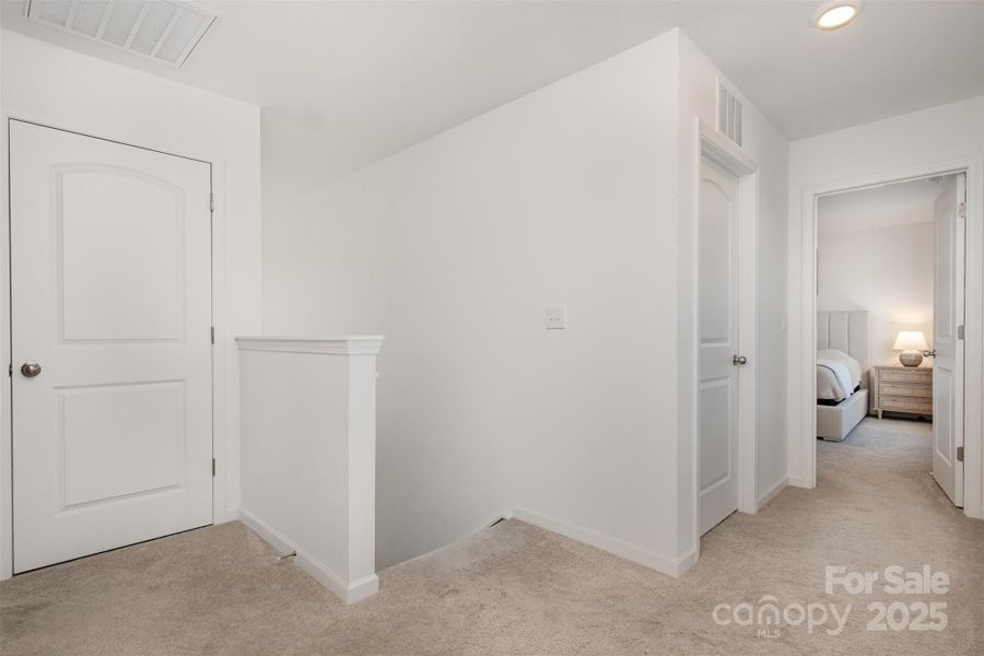 Spacious, unfurnished interior of a new home in , Mount Holly (Image 21).