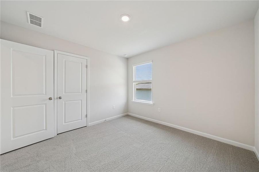 Spacious, unfurnished interior of a new home in Preserve at Mountain Creek, Pendergrass (Image 28).