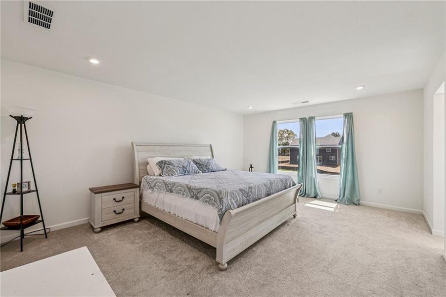 Furnished interior view inside a new home in , Euharlee (Image 9).