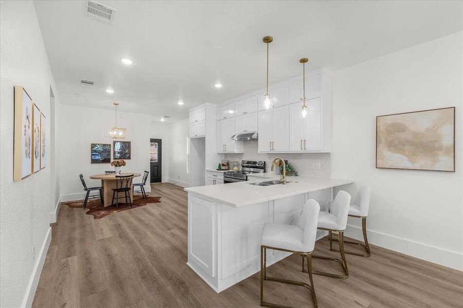 Furnished interior view inside a new home in , Fort Worth (Image 29). Furnished interior view inside a new home in , Fort Worth (Image 29).