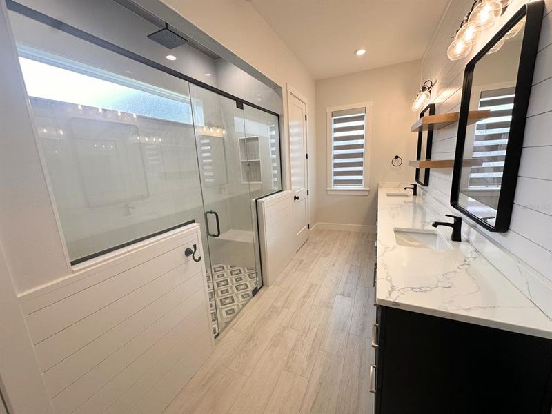 Furnished interior view inside a new home in , Winter Haven (Image 8).