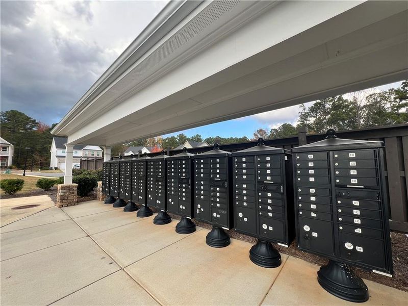 Community amenities in , Buford (Image 25).