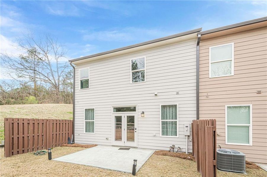 Exterior details and patio area of a home in , Atlanta (Image 19).